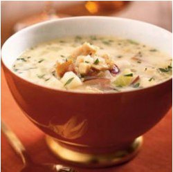 Hearty New England Clam Chowder