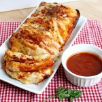 Pull-Apart Pizza Bread