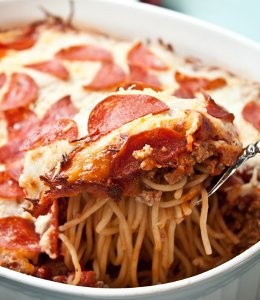 Pepperoni-Pizza-Spaghetti-Casserole
