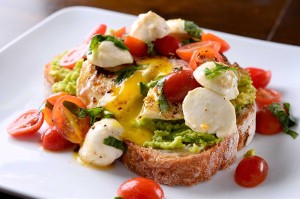 breakfast-caprese-avocado-toast