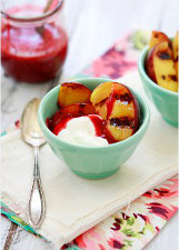 Grilled Peaches with Mascarpone Whip