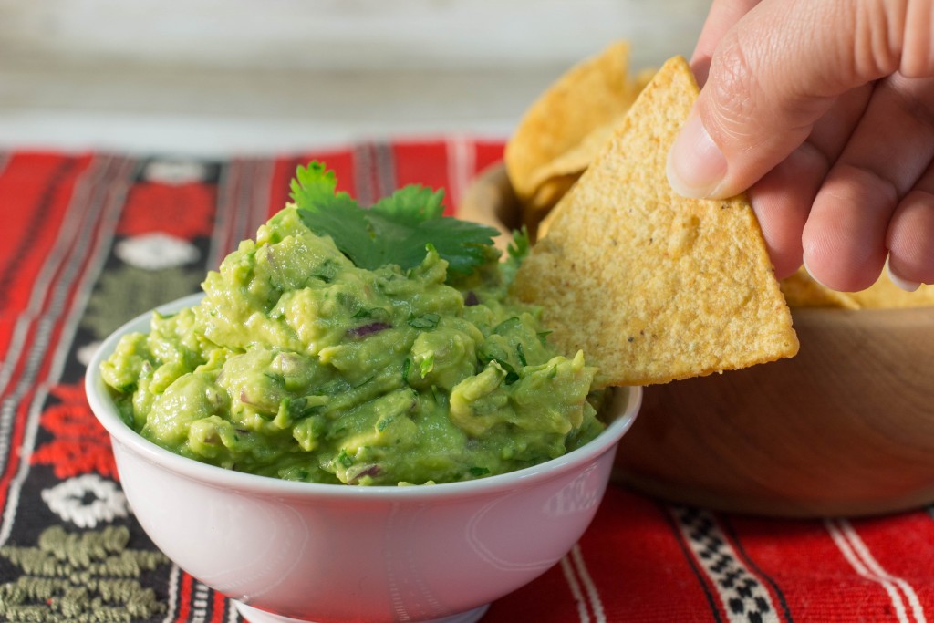 The Secret is Out: Chipotle Guacamole Recipe - RecipeChatter