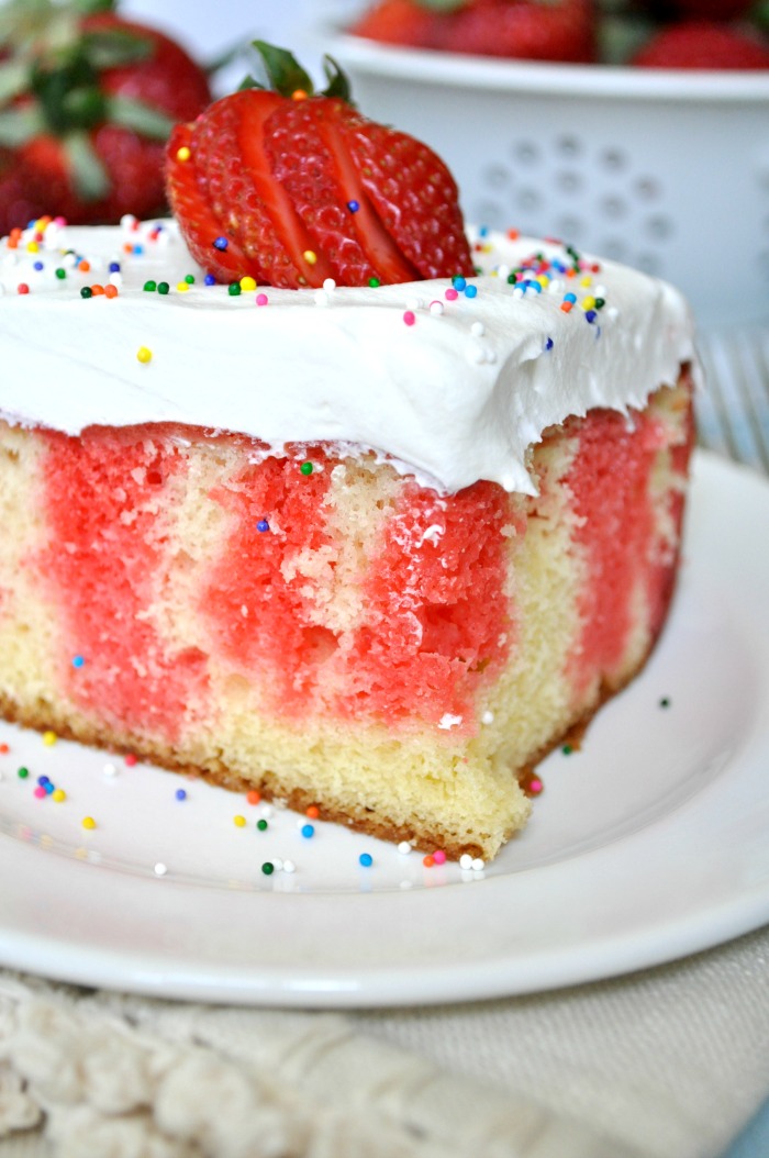 Strawberry Jello Poke Cake 13 - RecipeChatter