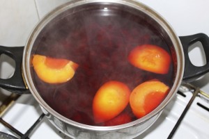 Boiling-Peaches
