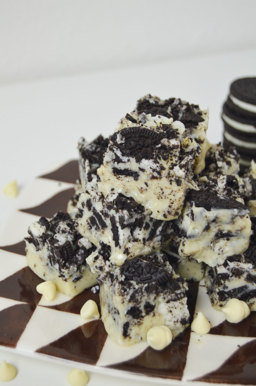 Cookies and Cream Fudge Recipe RecipeChatter