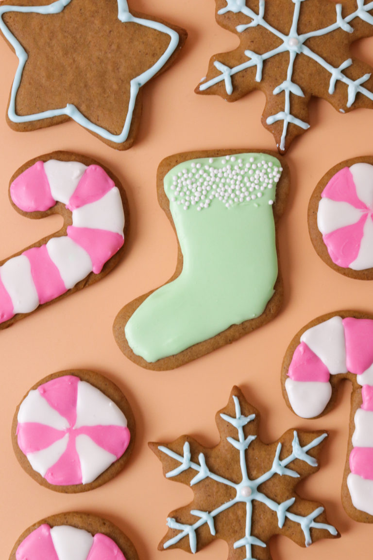 Christmas in July: Classic Gingerbread Cookies - RecipeChatter