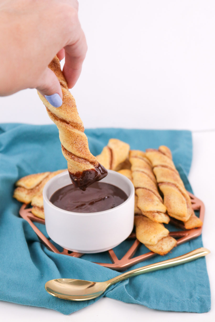 Crescent Roll Cinnamon Twists with Chocolate Dipping Sauce - RecipeChatter