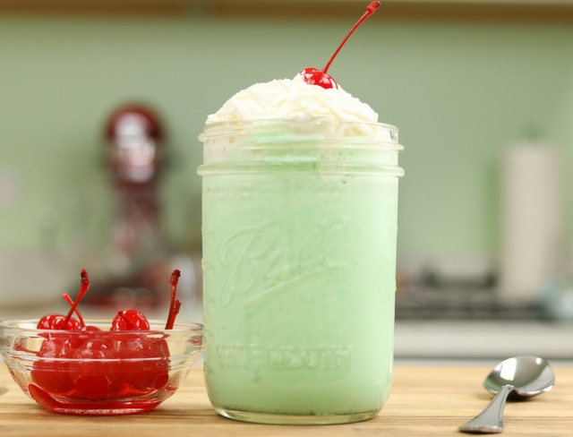 How to Make a Copycat McDonald's Shamrock Shake